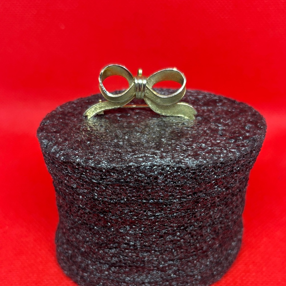 Gold Bow Brooch